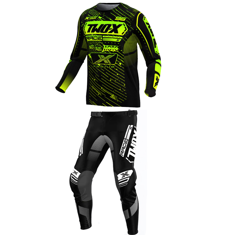 طقم جديد من Two-X Podium للسبا - مراجعة Gear X Motorcycle وسعره
