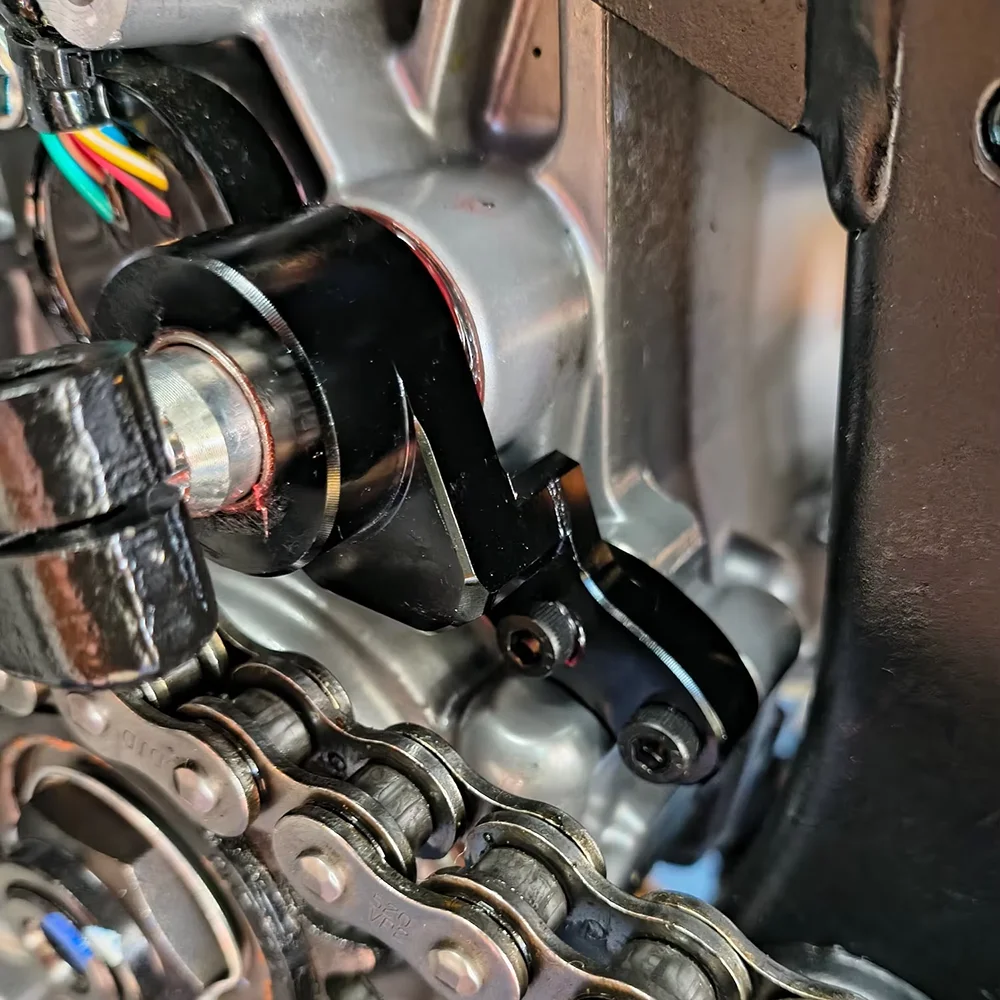 حامل مثبت لناقل الحركة للدراجا - مراجعة Motorcycle Gear Lever Extender وسعره